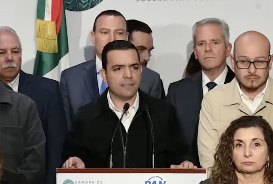 PAN exhibe que pese a tragedia de Carlos Manzo Morena recortó recursos al rubro de seguridad y policías