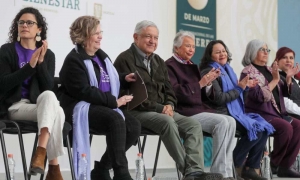 Mujeres de la 4T con AMLO