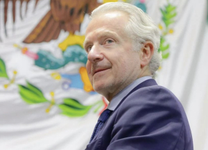 Santiago Creel tunde a AMLO al recordarle que fue su abogado y no lo cobró ni un peso