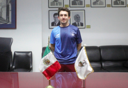 Estudiante de la BUAP representa a México en el XVI Campeonato Mundial de Pádel, en Dubái