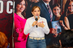 Valores pieza fundamental para la construcción del tejido social: asegura Ceci Arellano esposa de Armenta