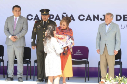 Lorena Cuéllar da banderazo de salida al Canje de armas 2023