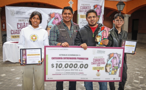 Omar Muñoz reconoce a jóvenes con Premios Cuāuhtli por sus aportaciones en distintos ámbitos de Cuautlancingo