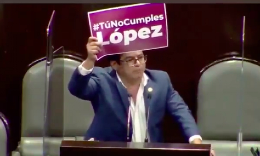 Al PT y al PES los sueltan para atacar pero cuando hay un banquete los amarran: Carlos Valenzuela