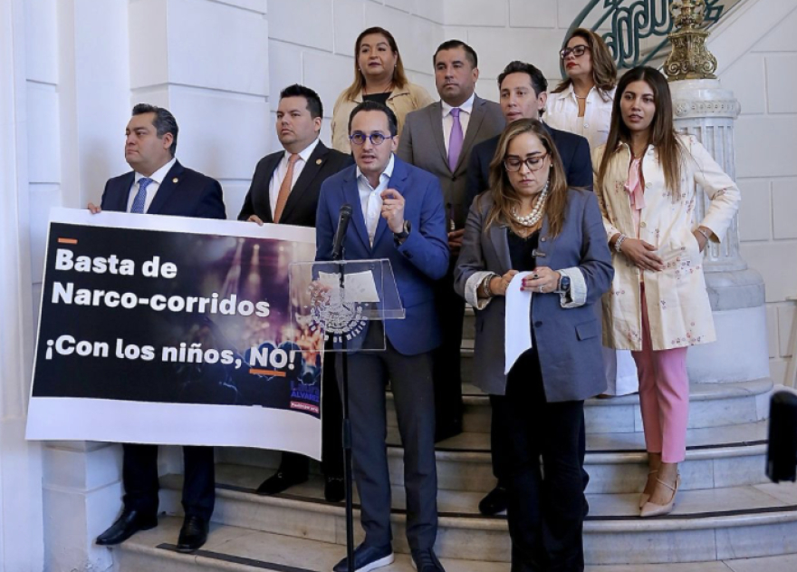 PAN llama a prohibir narco corridos y narco series en protección de la niñez en la CDMX