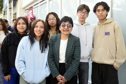 "Soy BUAP de corazón": La Rectora Lilia Cedillo comparte su inspiradora trayectoria con estudiantes de Medicina