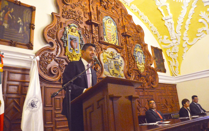 Presenta Eduardo Rivera sus propuestas ante el H. Consejo Universitario