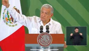 Llaman “Covidiota” a AMLO tras dar positivo a COVID-19