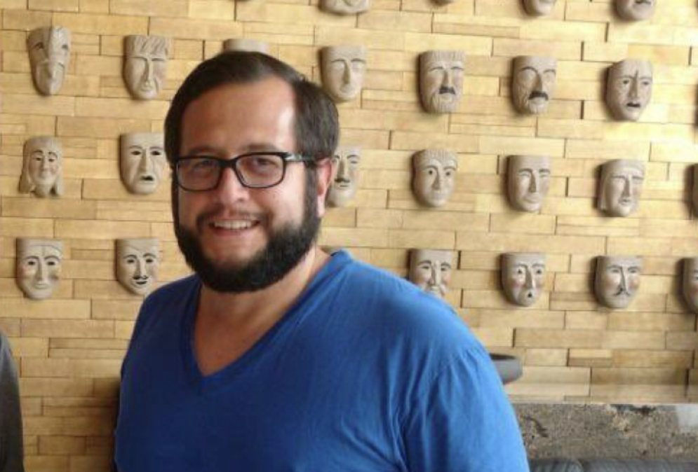 José Ramón López Beltrán reacciona a protestas de migrantes en LA: &quot;Afortunadamente tenemos un gobierno que los defiende&quot;, dice