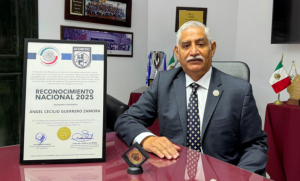 Director de Ingeniería BUAP recibe reconocimiento nacional