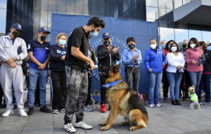 BUAP celebra el Día del Padre con caminata perruna