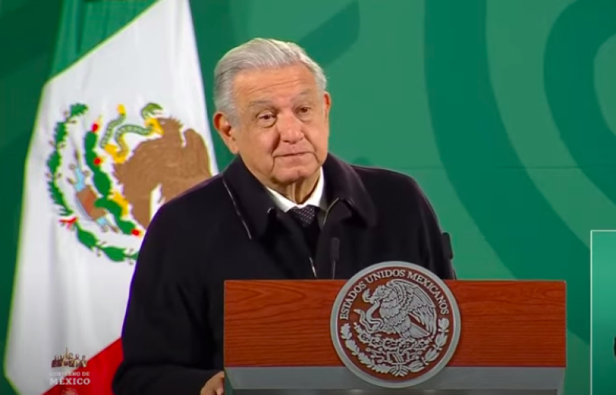 AMLO 'batea' fallo del TEPJF y asegura que él si puede hablar de la Revocación de Mandato