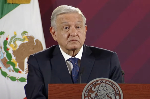 AMLO lanza amenaza contra criminales que secuestraron a policías en Chiapas: “Los voy a acusar con sus papás y abuelos”, dice