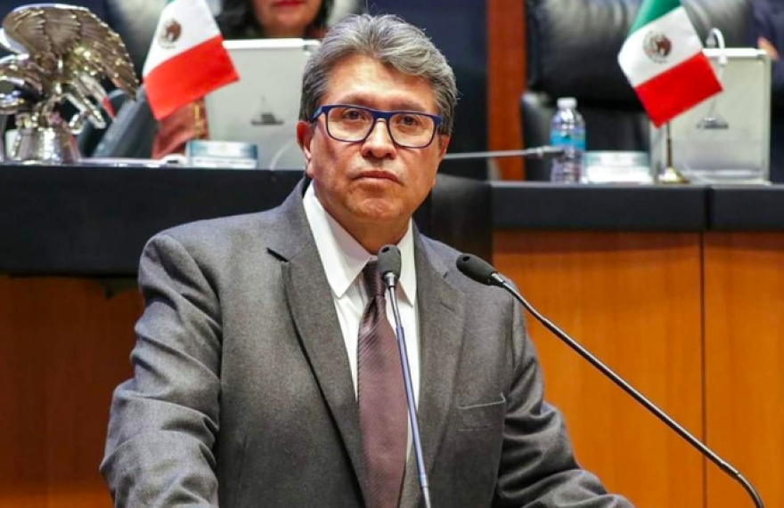 Monreal califica a Layda Sansores como “delincuente” por violar suspensiones judiciales