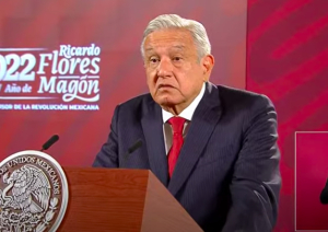 Pese a disponibilidad de vuelos del AIFA a Tabasco, AMLO no lo usará “porque se va más tarde”