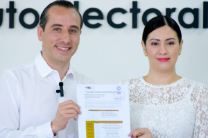 Mario Riestra se registra ante el IEE como candidato a la alcaldía de Puebla