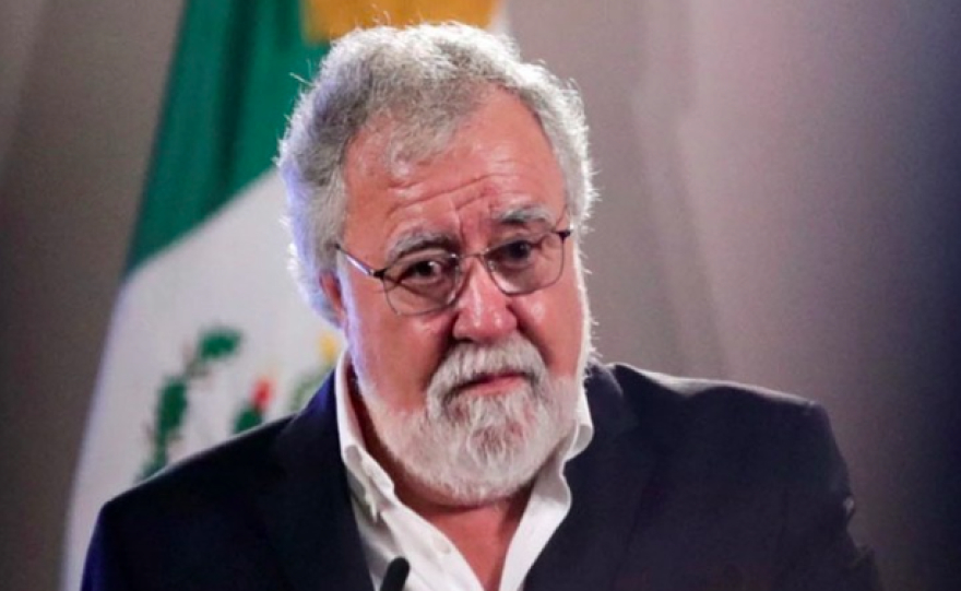 Encinas acusa "intensa campaña" para desacreditar su investigación sobre Ayotzinapa: "era predecible"