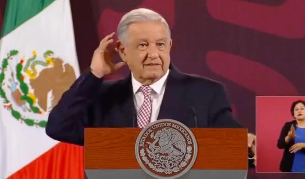 AMLO se burla del TEPJF &quot;Aquí no dice si atacan al presidente se tiene que quedar callado&quot;