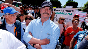Vicente Fox anuncia que participará en marcha para defender al INE