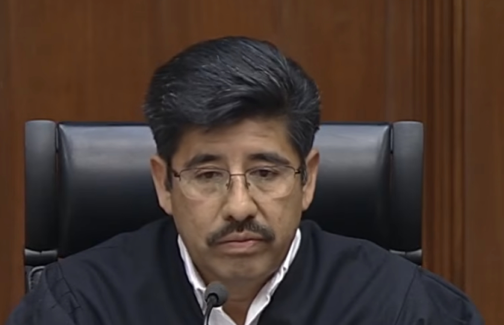 Suprema Corte del acordeón respalda decisión de AMLO para desaparecer fideicomisos como el Fonden