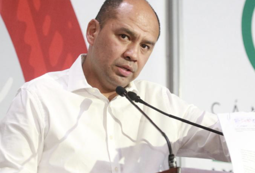 Diputado obradorizado ahora presenta denuncia contra un juez; lo acusa de “traición a la patria”