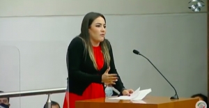 Senadora del PAN advierte a Gatell que presentará una denuncia penal si sale a conferencia sin una estrategia para el COVID-19