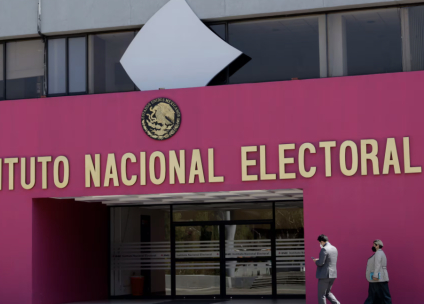 INE multa a partidos de la 4T por omisiones en gastos de campaña e irregularidades