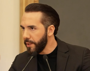 Bukele humilla al gobierno de Shienbaum en materia de seguridad