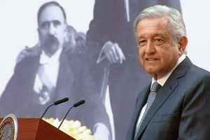 AMLO ve semejanzas del dinero recibido por su hermano con el dinero de la revolución maderista