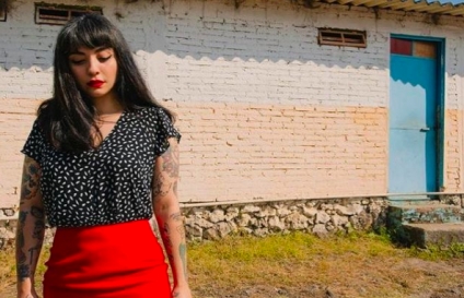 Pide Mon Laferte a AMLO recapacitar o será recordado como un cómplice más de la violencia patriarcal