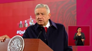 AMLO advierte que PAN, PRI y PRD se unen para defender el antiguo régimen