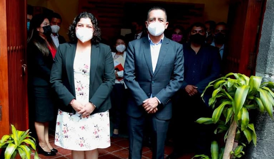 Karina Pérez y Edmundo Tlatehui