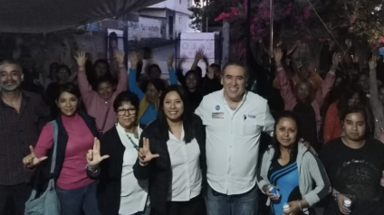 El Tigre Aguilar lleva mensaje a vecinos de San Jerónimo Tecuanipan