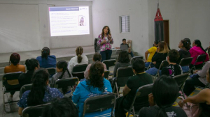 SMDIF imparte pláticas de prevención sobre violencia vicaria en las Juntas Auxiliares