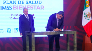 Sergio Salomón asiste a firma de acuerdo para federalización del IMSS-Bienestar