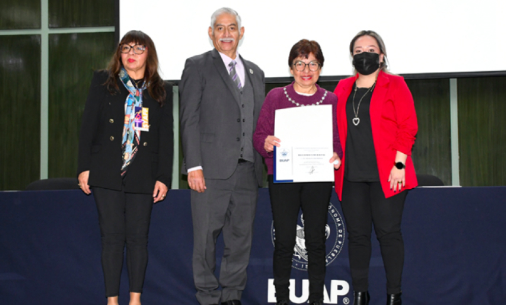 En la ciencia, las mujeres han demostrado valor y voluntad: Lilia Cedillo Ramírez