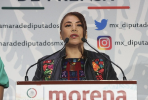 Diputada de Morena pide auditoría contra libros de texto de la 4T y pide frenar su distribución por contenidos con intereses políticos