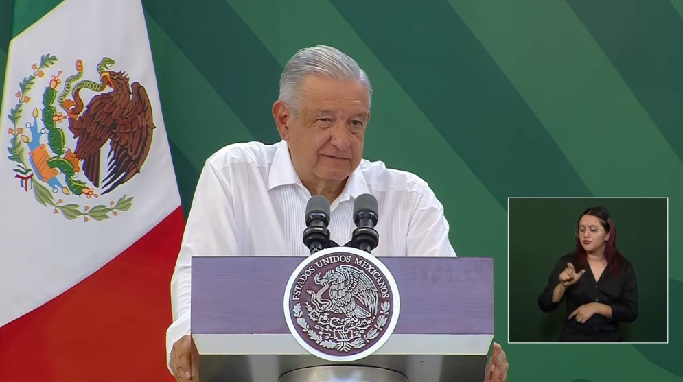 AMLO celebra venta del avión presidencial: “era para pequeños faraones acomplejados”