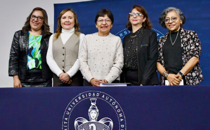 Directora de la Preparatoria Urbana Enrique Cabrera rinde Cuarto Informe de Labores