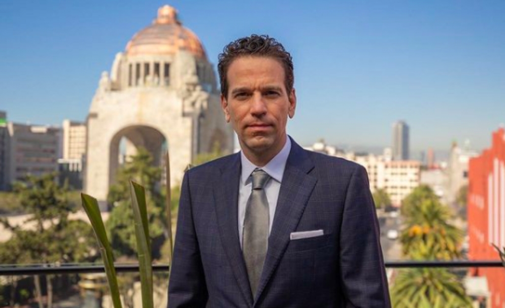 Con aprobación de la Ley Zaldívar abrieron la puerta para que AMLO se pueda quedar en el poder: Carlos Loret de Mola