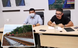 Tren Maya ya no pasará por Playa del Carmen; “retiro de árboles tendrá que detenerse”, dice Javier May