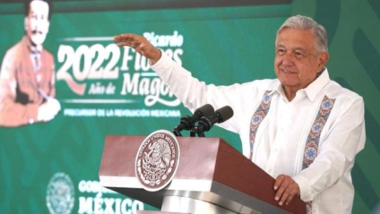 AMLO anuncia que nueva aerolínea del Ejército estará lista en 2023