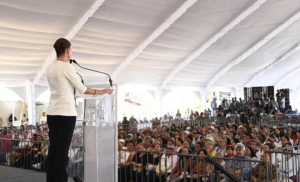 Sheinbaum sale en respaldo de AMLO por polémica colecta a favor del régimen cubano