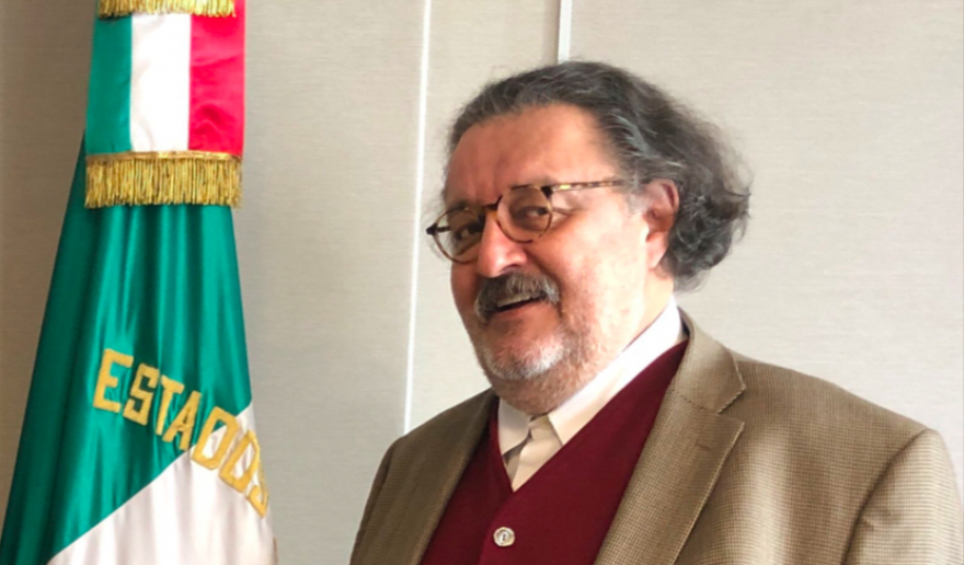 Por presuntas críticas a Marx Arriaga despiden al escritor Jorge F. Hernández