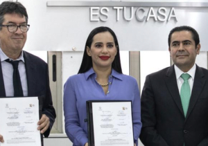 Sandra Cuevas y CANIETI van contra la contaminación visual de la Cuauhtémoc