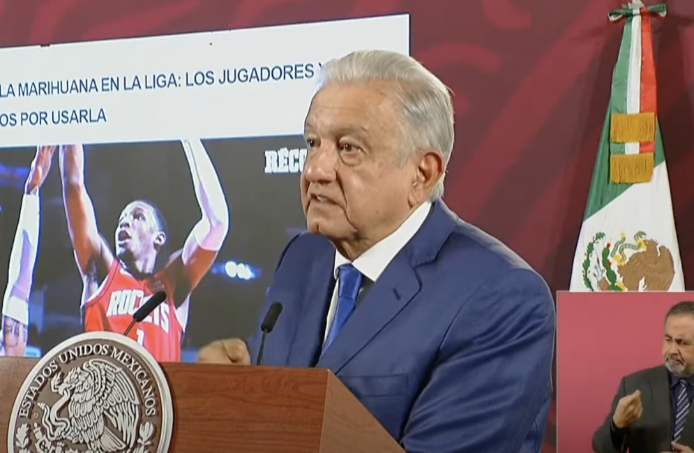 AMLO se lanza contra Va por México y asegura que ya sabe el nombre del candidato: “en 2 días les digo”