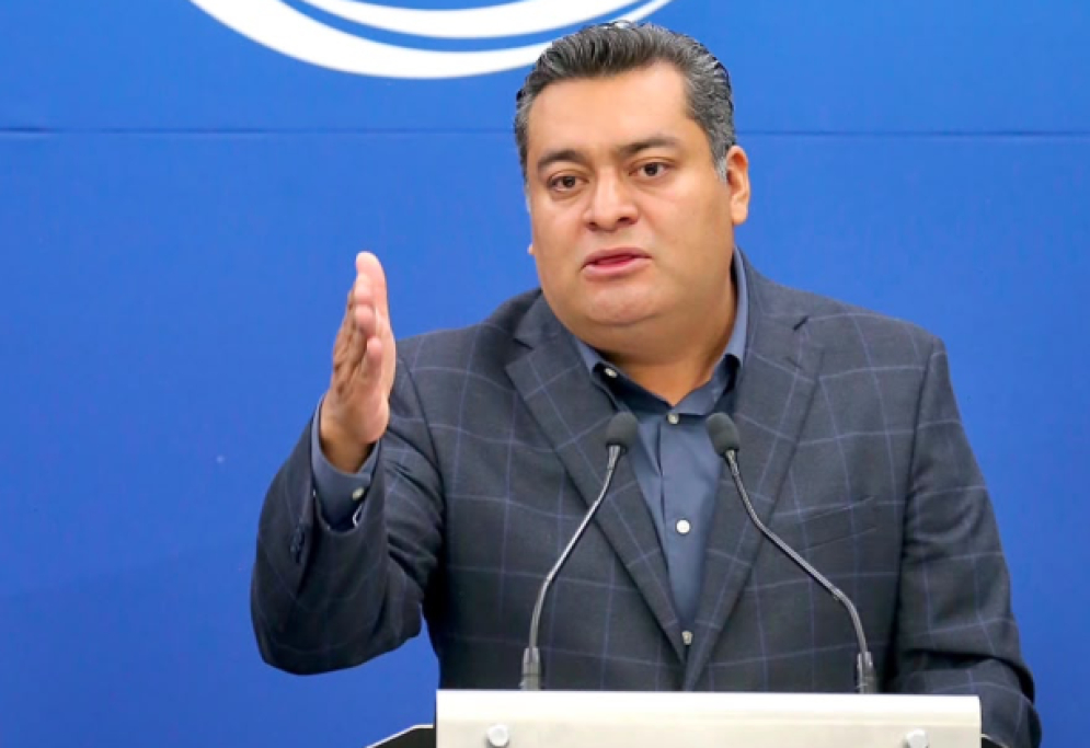 Exhiben a Brugada y Adrián Rubalcava por nuevo descarrilamiento del Metro