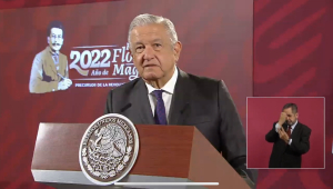 AMLO presume que recibirá 3 millones de pesos de ventas por su último libro