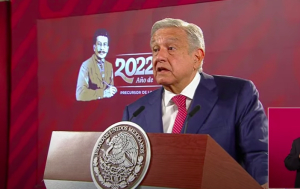 “No van a poder detenernos”, advierte AMLO sobre amparos contra el Tren Maya