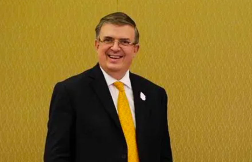 México nunca se doblegó ante EU, afirma Ebrard y advierte que "están en campaña"